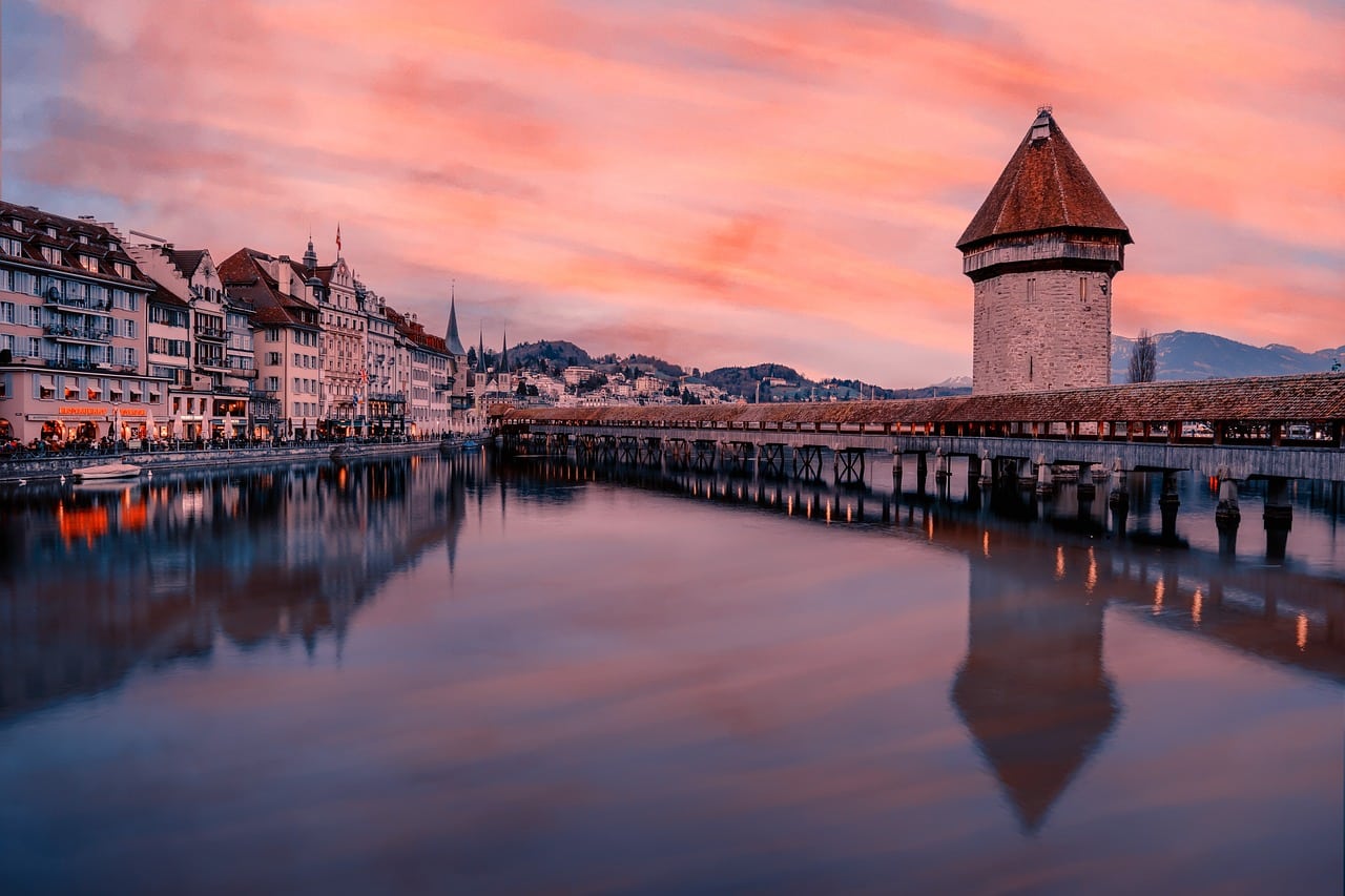 Suisse