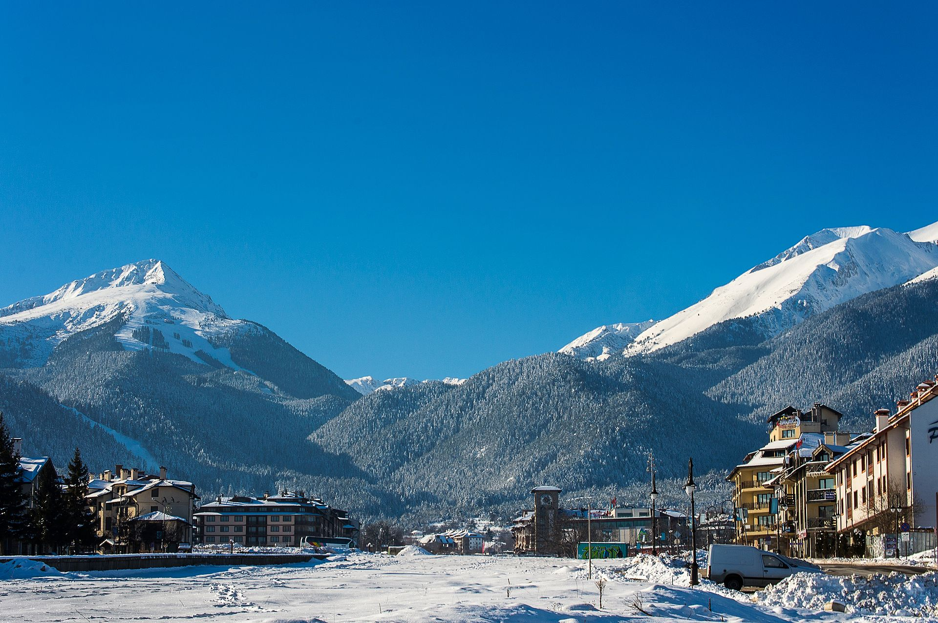 Photo de www.bdmundo.com (publiée sur Wikipedia) - Représentation de la ville de Bansko