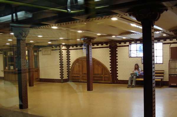 Station Opera budapest